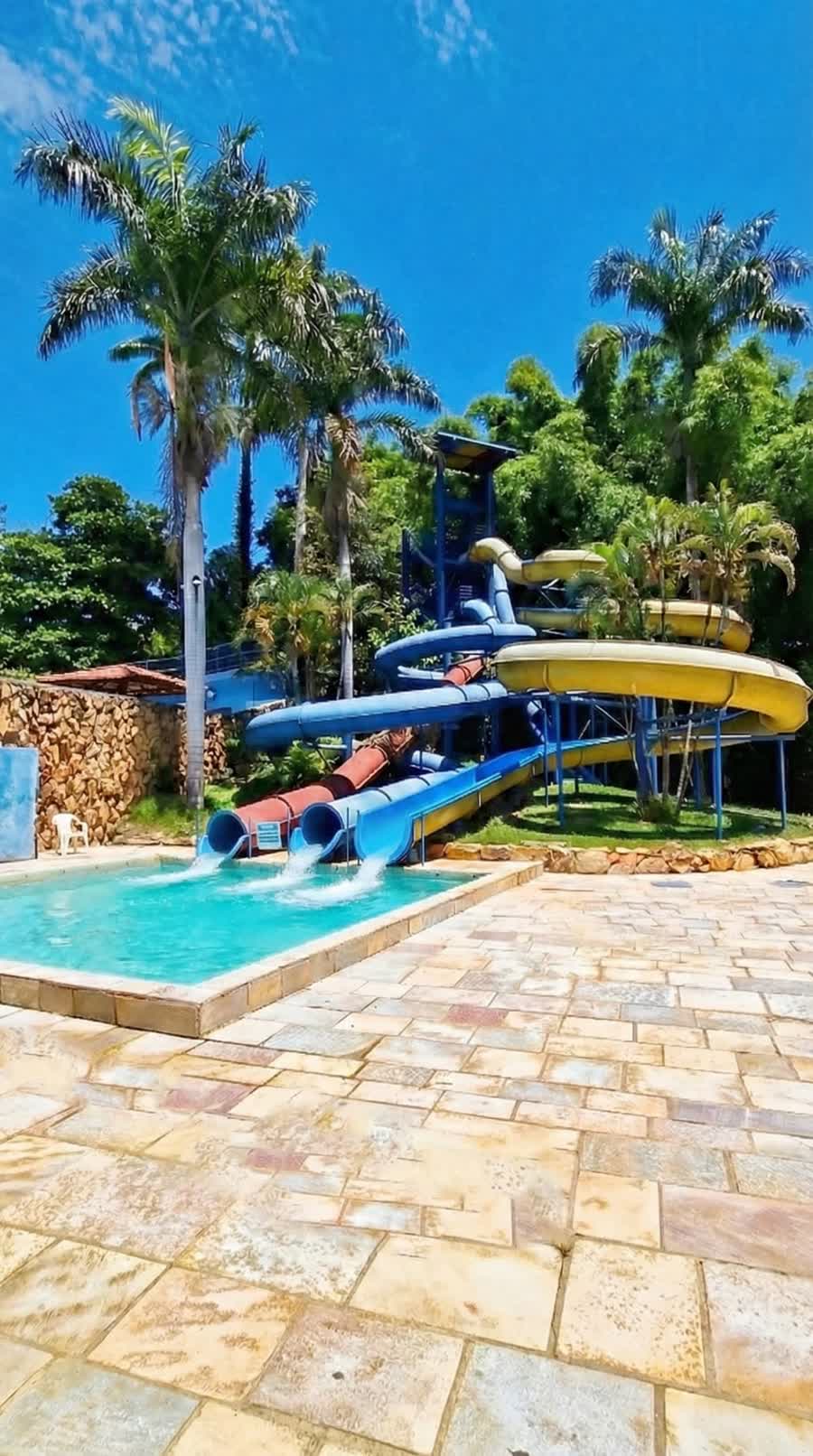 Toboáguas Hotel Jalim