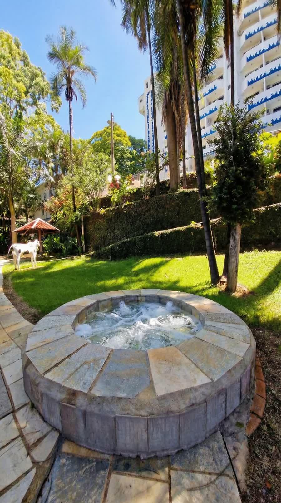 Hotel Jalim piscina termal